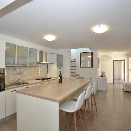 בית נופש Casa Ivana Žminj