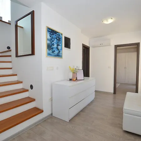 בית נופש Casa Ivana Žminj