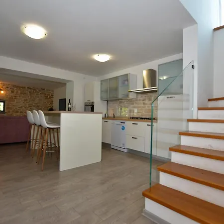 בית נופש Casa Ivana *