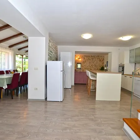 Nyaraló Casa Ivana Žminj